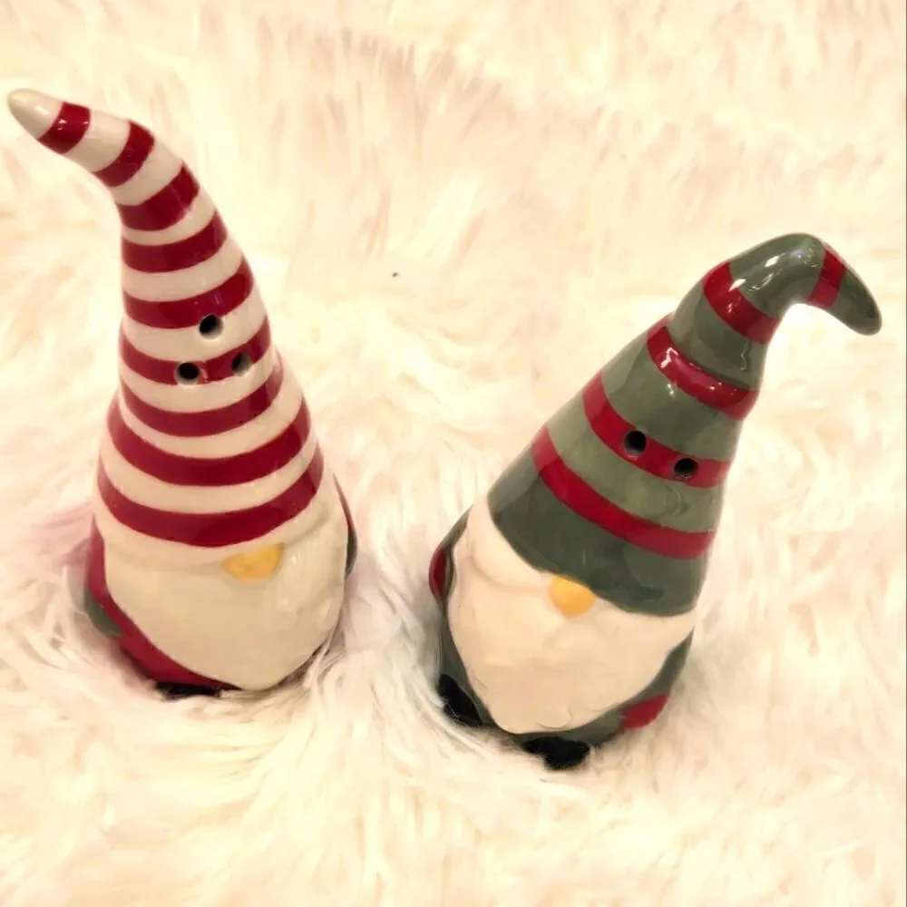 Gnomes Ceramic Serving Tray with Salt and Pepper Shakers NWT